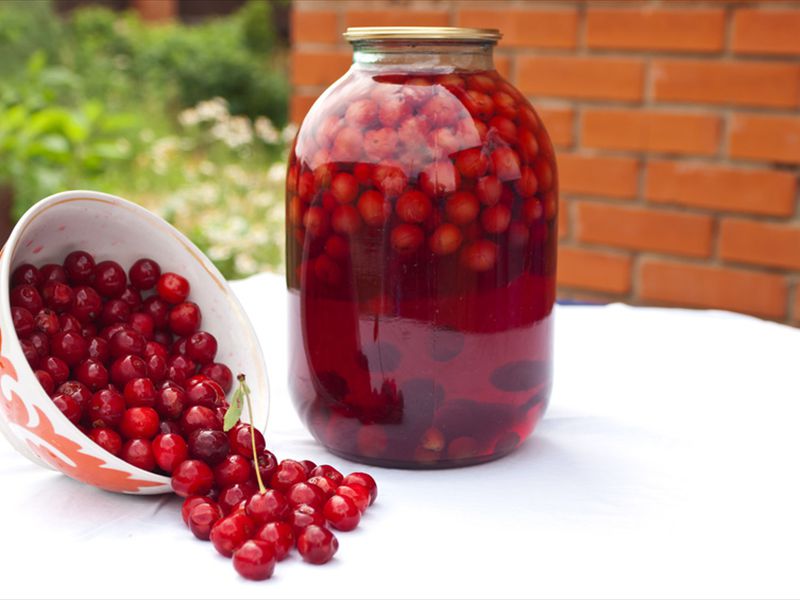 Cerises  l'eau de vie