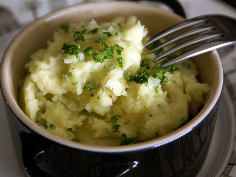 Pure de pommes de terre  l'ail confit